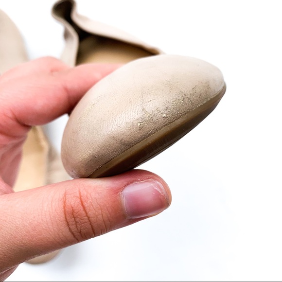 Elegant Tan Women's Ballet Flats - Picture 4 of 8